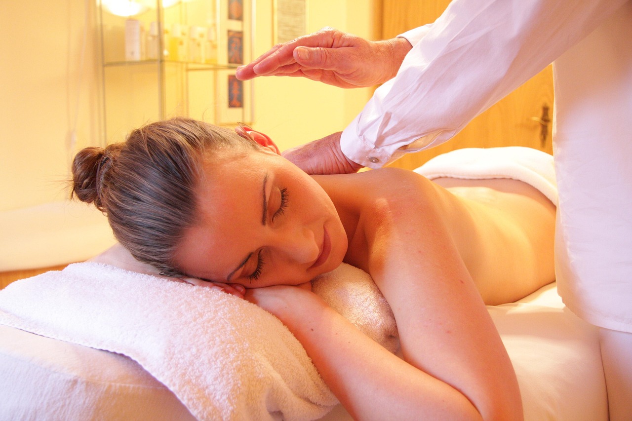 Sessão de massagem relaxante para aliviar estresse